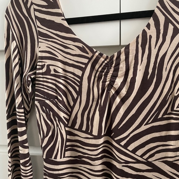 NWOT H&M Midi Dress - Picture 4 of 8